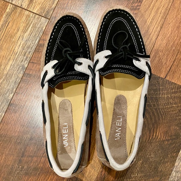 VANELI Suede Driving Moccasins - Size 7.5 - Picture 5 of 8